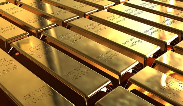 Preţul aurului bate record după record şi specialiştii apreciază că tendinţa va continua