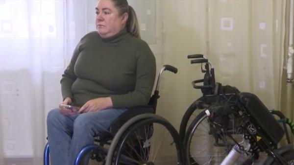 Românii cu handicap nu mai sunt scutiţi de plata impozitelor. "A fost un şoc foarte mare"