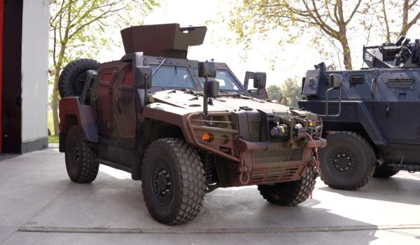 Schimbări în dotarea Armatei Române. Cum arată şi ce dotări au blindatele COBRA II. Începe producţia la Mediaş