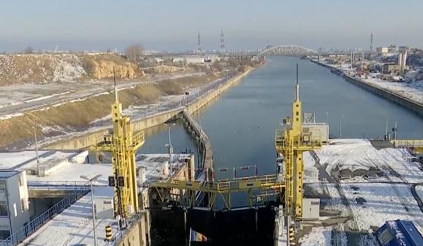 Primul port construit de la zero după Revoluţie este gata. 50% din bani au venit de la UE