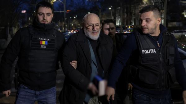 Doctorul-vedetă Cristian Andrei, cercetat în libertate, după 8 ore de audieri pentru viol şi hărţuire