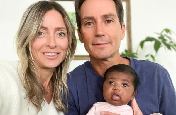 Greșeala care a schimbat destine: O familie s-a trezit cu un bebeluș străin. "Este un coşmar absolut"