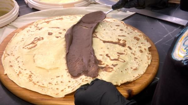 Ziua Internaţională a Clătitelor, sărbătorită cu preparate dulci şi sărate. Preţul pentru o porţie