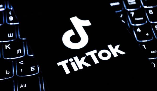 Comisia Europeană, ultimatum pentru TikTok: cere schimbarea designului "periculos", care ar da dependență