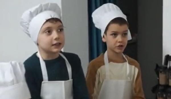 Atelierele unde cei mici învaţă tainele bucătăriei: "Nu ne plictisim"