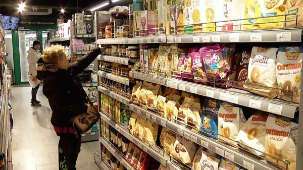 15 supermaketuri sunt jefuite zilnic, prin casele self-pay. Hoţii, între 10 şi 80 de ani