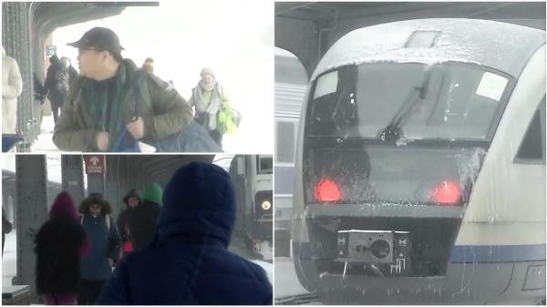 Haos în Gara de Nord după ninsori: trenuri cu întârzieri de ore și pasageri în frig. Cum poţi recupera banii