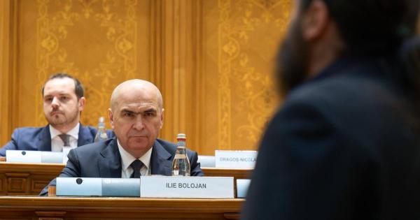 Reforma administraţiei, adoptată după 8 luni, cu excepţii. 13.000 de bugetari concediaţi