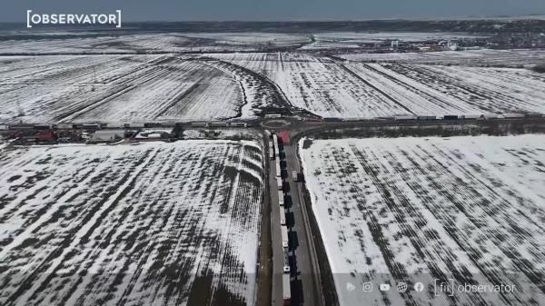 Circulaţie paralizată la graniţa cu Bulgaria. Mii de şoferi, obligaţi să aştepte la Giurgiu