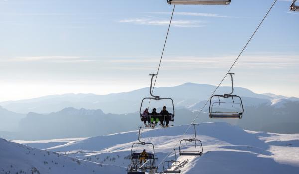 Maratonul cheltuielilor. Cât a ajuns să coste o escapadă la munte pentru o familie cu doi adulţi şi un copil