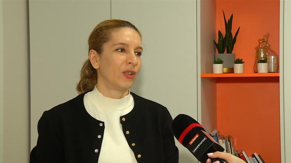 Una studiază şi alta ajung să lucreze. "A fost un efect de turmă, că toţi au spus Finanţe-Bănci"