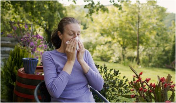 Sezonul alergiilor a început mai devreme. Ce recomandă medicii persoanelor sensibile la polen