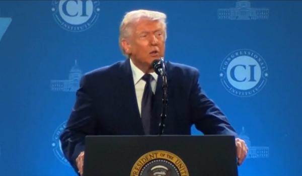 Trump spune că războiul cu Iranul este "o mică excursie". În Golf, bombardamentele continuă