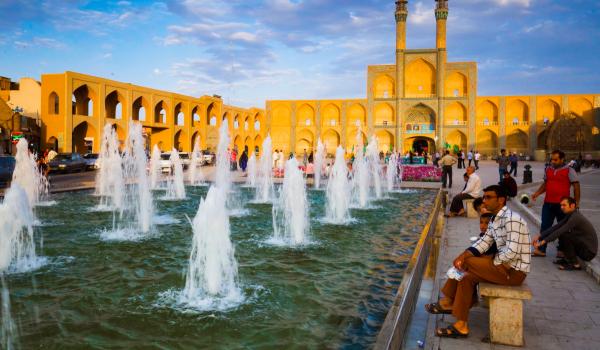 Războiul din Iran scumpeşte vacanţele: "Am reţineri în acest moment, adică mă gândesc de două ori"
