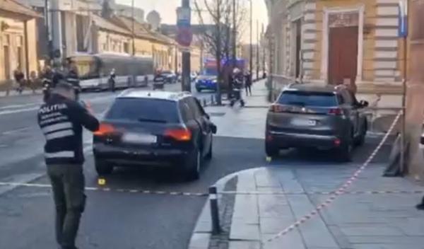 Accident înfiorător în Cluj. O maşină implicată într-un accident a ajuns pe trotuar şi a strivit o femeie
