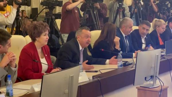 AUR, certat de PSD că nu votează ajutoarele sociale: "Noi suntem opoziția sau voi? Că nu mai înţelegem nimic"