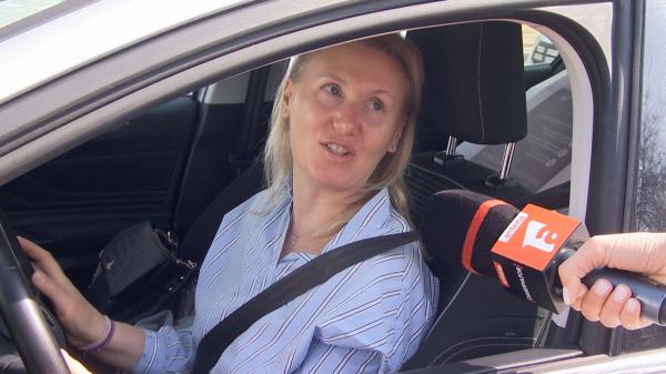 Femeile conduc mai bine decât bărbații. Studiul, confirmat de statisticile Poliției