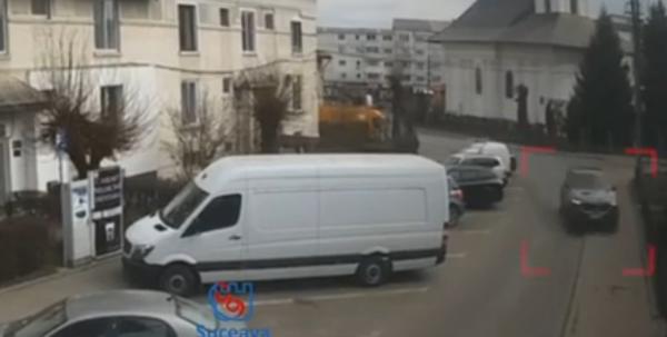 Accidentul cumplit din Suceava, filmat. Doi pietoni spulberaţi, cinci persoane au ajuns la spital