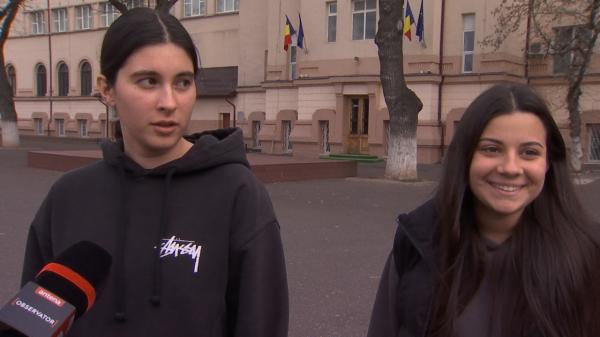 Reacţia unei eleve după simularea de BAC la Limba Română: "Eu cred că sunt prea bună"