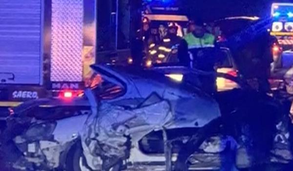 Accident în Albota, între o maşină şi un autocar cu 38 de copii. Şoferul autoturismului a fost rănit