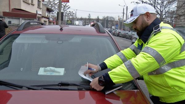 Şoferii de electrice vor plăti parcarea în Bucureşti, de la 1 mai. Amenda este de 1.000 de lei