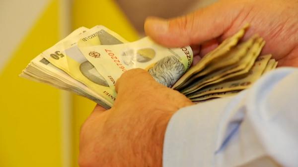 Noua lege a salarizării, gata până la vară. Ce se va întâmpla cu sporurile