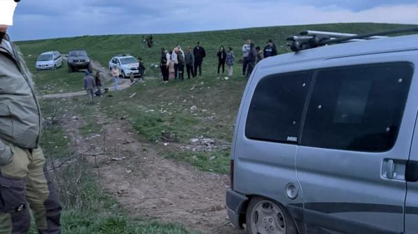 Pădurarii, fără protecție în fața hoților de lemne. Doi rangeri, bătuți de 20 de tâlhari