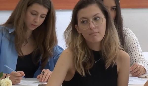 Ultimul sprint înainte de vacanţa mare. Pentru elevii din anii terminali, greul de abia acum începe