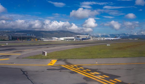 Aviaţia, aproape de o criză fără precedent: toate cursele din Europa se pot opri, din iunie