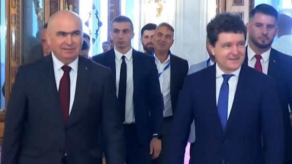 Instabilitatea politică pune presiune pe buzunarele românilor. Ce spun analiștii despre evoluția economiei