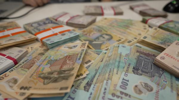 Momentul tuturor crizelor. Scandalul politic poate costa România miliarde de euro, într-un moment critic