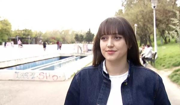 O tânără se plânge că a dat test poligraf la interviul de angajare. "E puţin intruziv"