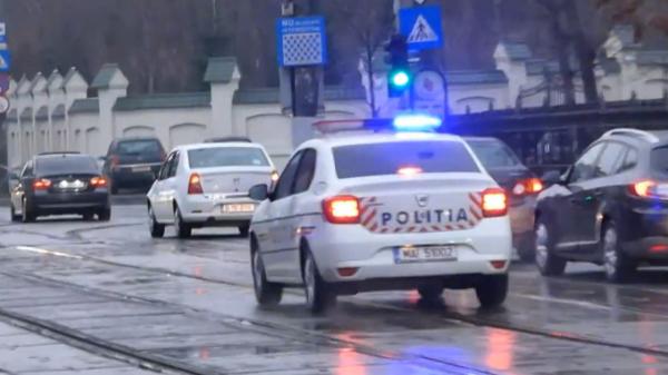 Doi poliţişti din Galaţi au devenit salvatori pentru o gravidă aflată în travaliu. Nu găsise nicio ambulanţă