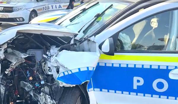 Urmărire ca-n filme la Craiova. Un şofer beat a acroşat mai multe maşini, în timp ce fugea de poliţie