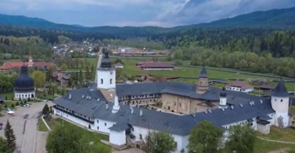 Zona din România comparată cu Muntele Athos, intrată pe lista UNESCO. Ar putea deveni magnet pentru turişti