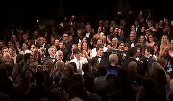 Ovaţii record la Cannes. Pentru cine au ţinut aplauzele 20 de minute