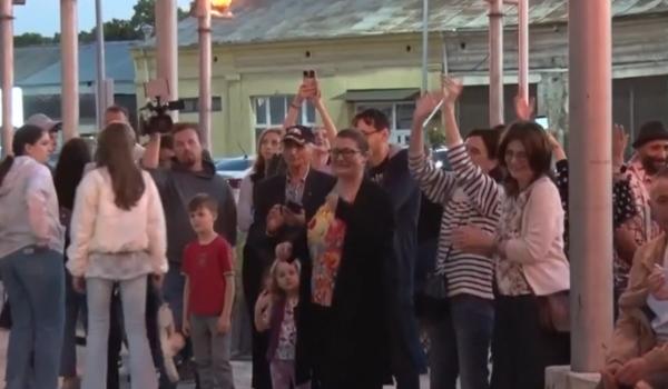 Mii de români au luat cu asalt muzeele şi castelele din ţară de Noaptea Muzeelor