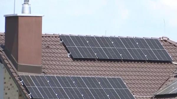 Comuna din România care oferă gratuit panouri fotovoltaice. Ce condiții trebuie îndeplinite