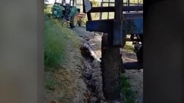 Accident cumplit în Argeș. Un bărbat a murit strivit sub tractor