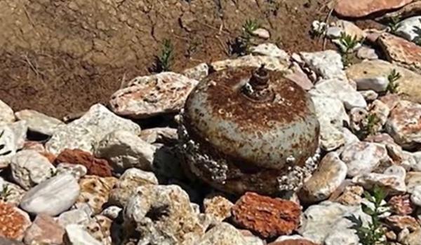 A fost alertă pe litoral. O mină marină, descoperită pe plajă, a fost detonată de scafandrii militari
