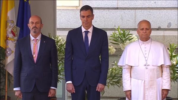 Papa Leon, întâlnire cu premierul Pedro Sanchez. Mesajul care i-a adus 7 minute de aplauze în Parlament