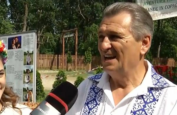 Nea Mărin a încins Hora Satului la a 15-a ediţie. Urmează un nou sezon "Poftiţi pe la noi", la Antena 1