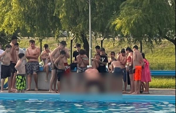 Un copil de cinci ani din Iaşi a ajuns în comă la spital, după ce s-a înecat sub privirile prietenilor