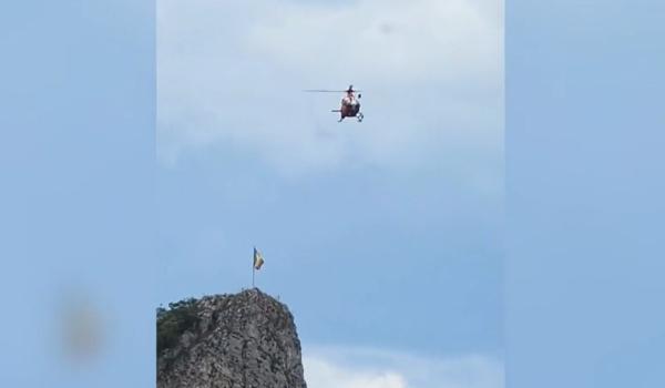 Sfârşit cumplit pentru un alpinist de 22 de ani, pe Via Ferrata. A căzut în gol 30 de metri
