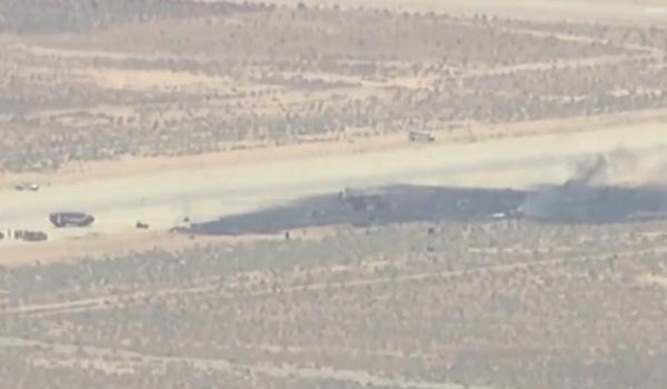 Tragedie aviatică în SUA. Cel puţin opt morţi după ce un bombardier B-52 s-a prăbuşit lângă Los Angeles