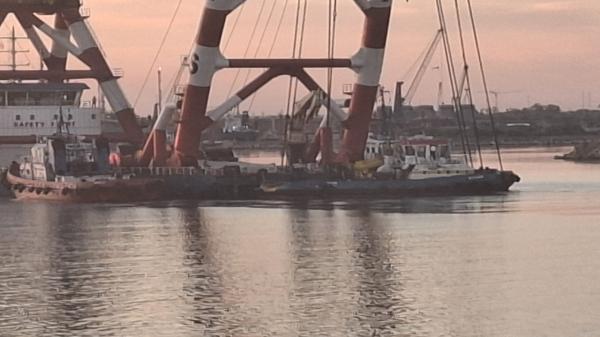 Primele imagini cu remorcherul Astana adus în Portul Midia. Doi marinari, încă dispăruţi
