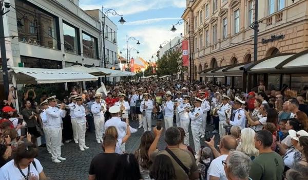 A început sărbătoarea teatrului la Sibiu. Festivalul care aduce peste 5.000 de artişti din 83 de ţări
