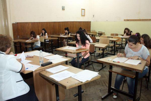 Subiecte la limba română de la Bac 2026 și bareme de corectare vor fi publicate astăzi