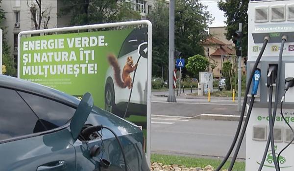 Scumpirile la pompă îi împing pe români spre mașinile electrice. Înmatriculările au crescut de patru ori