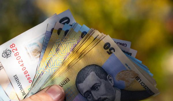 Singurul judeţ în care salariile au crescut cu două cifre faţă de 2025